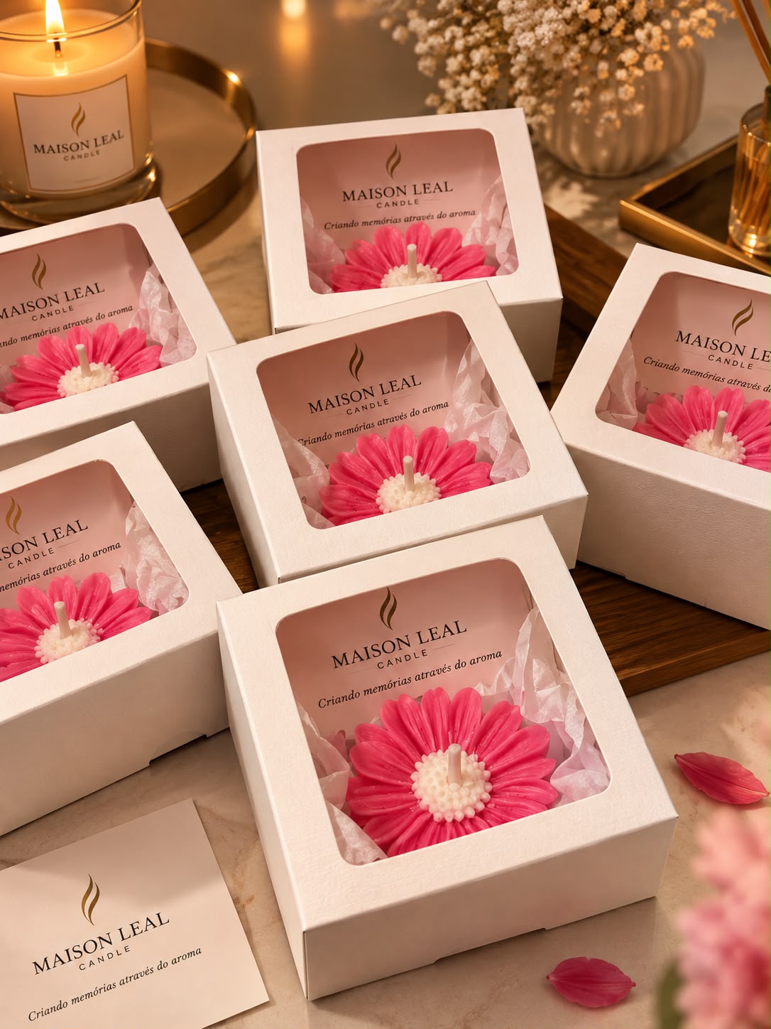 Lembrancinhas personalizadas com flores — Maison Leal Candle
